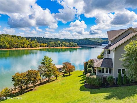 Homes for Sale in Norris TN | Lakefront Waterfront and Lake Access