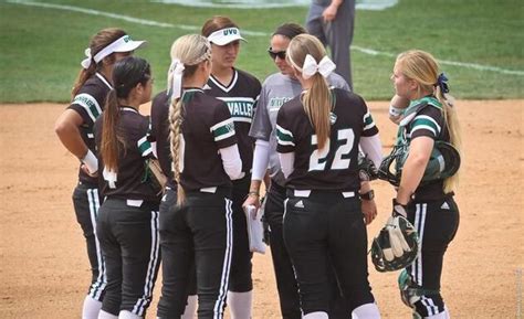 UVU softball: Wolverines drop finale at No. 5 Oklahoma, 14-0 – Deseret News