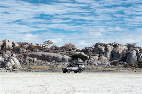 Media – Opposite Lock