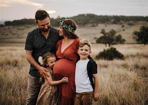 The Ultimate Family Portrait Poses Guide | Click Love Grow