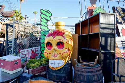 Лавка Nick Metropolis. Лос-Анджелес. | HappyWAY travel