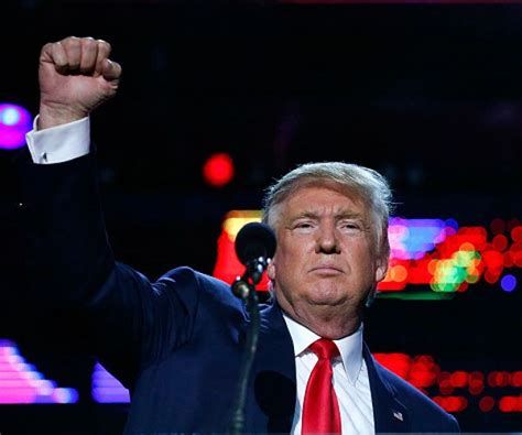 CNN Polls: Trump Besting Clinton in Ohio; 2 Battlegrounds Hotly ...