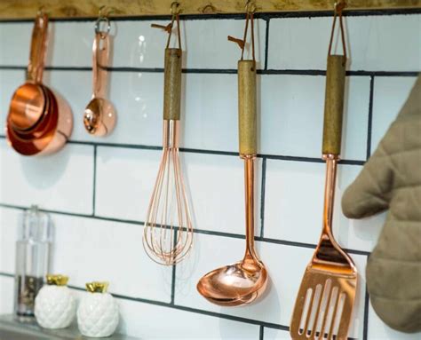 Small Office Space Organization 的图像结果