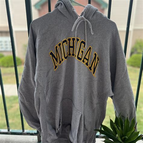 XL University of Michigan hoodie Oversized and... - Depop