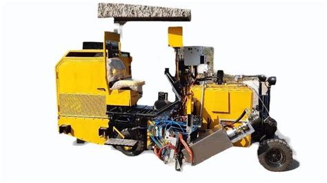Road Marking Machine - Atom Thermoplastic Screed Road Marking Machine ...