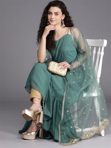 Women Green Georgette Kurta with Embroidered Dupatta Inddus.in