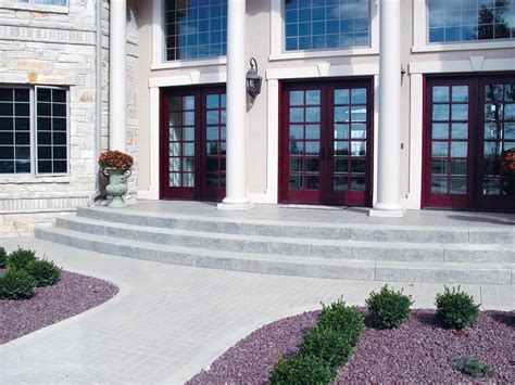 How to Form Up Concrete Steps 的图像结果