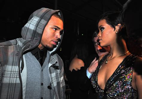 Chris Brown Accused Of "Victim-Blaming" Rihanna For Assault By Women’s ...