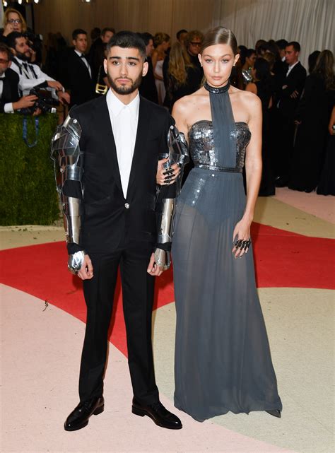 19 Sweet Couple Moments From The Met Gala Red Carpet