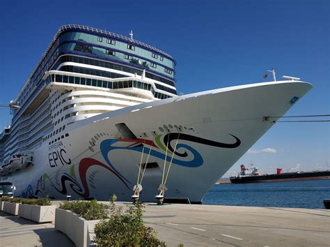 Norwegian Cruise Line Detailed Review