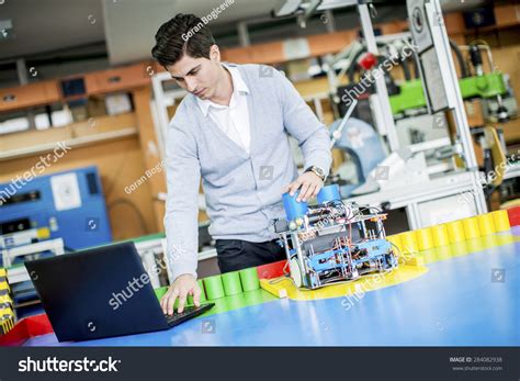 Factory Engineer 的图像结果