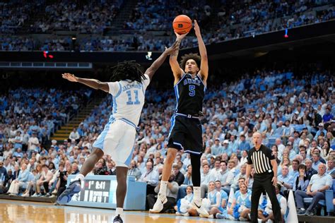 No. 2 Duke men's basketball sweeps rivalry series in road win over UNC ...