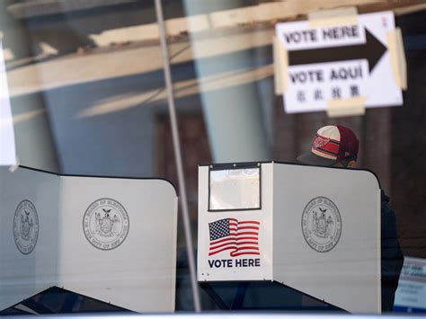 US: Early voting begins in New York mayoral race with Mamdani leading ...