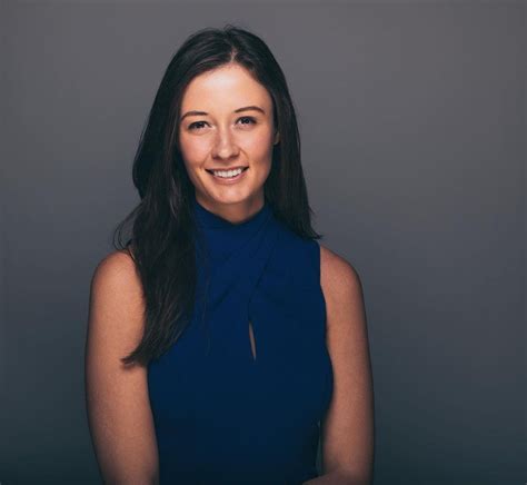 Woman vs Python Snake 的图像结果