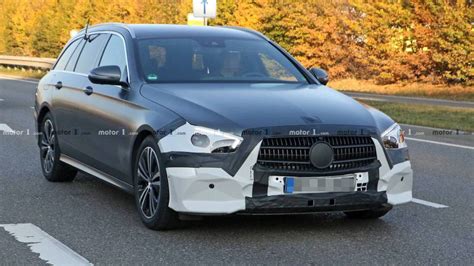2020 Mercedes-Benz E-Class Spied With A-Class-Inspired Updates