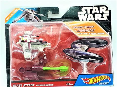Hot Wheels Star Wars Blast Attack Starship Vehicle (Republic Gunship ...