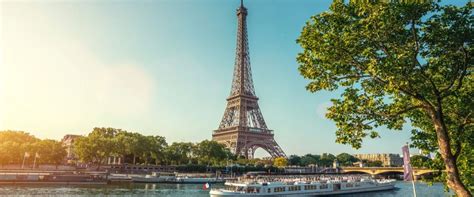 Top 24 Places to Visit in France to Live Your Disneyland Dream