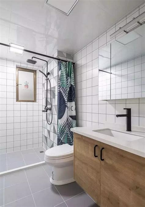 卫生间干湿分离设计卫生间淋浴房玻璃隔断装修效果图-家居美图_装一网装修效果图