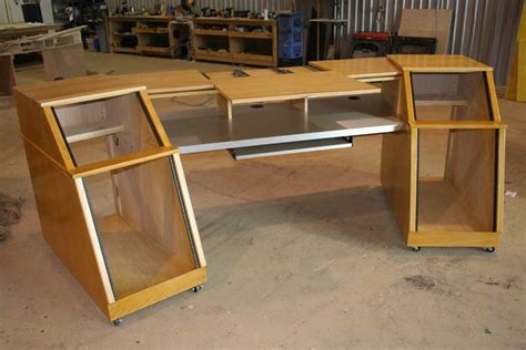 Keyboard Workstation Reviews 的图像结果