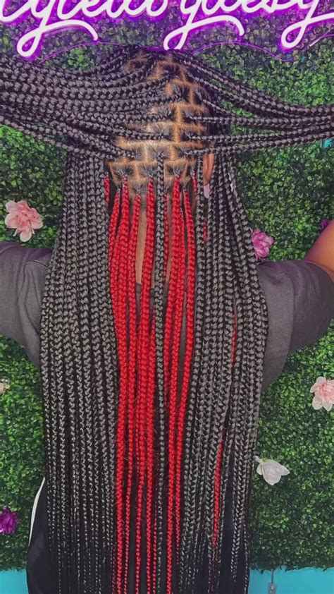 Peek-a-boo knotless braids 🥶😍 | Peekaboo hair colors, Single braids ...