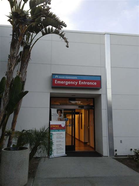 Kaiser Permanente Moreno Valley Medical Center - 27300 Iris Ave, Moreno ...