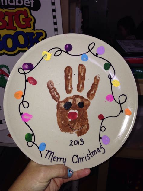 Reindeer handprint with Christmas lights on a plate. Great Christmas ...