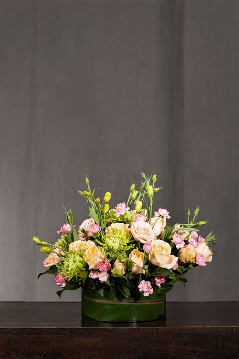 Order Lisianthus blooms with Spray Carnation Flower Bouquet | Flower ...
