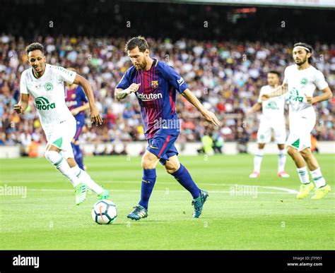 Leo Messi before to kick the ball. 52nd Joan Gamper Trophy between FC ...