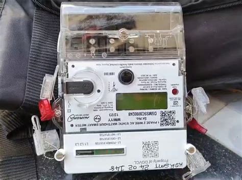 DGVCL installed smart meter in Surat, minimum recharge of 100, no power ...