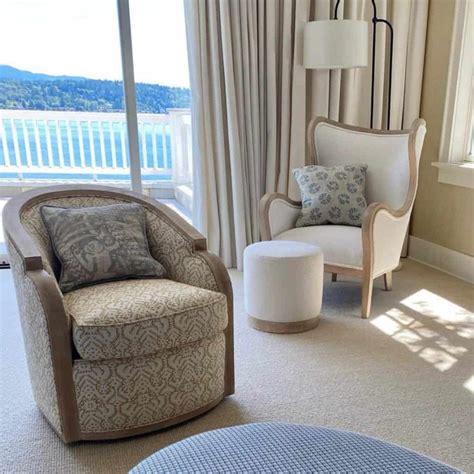 Comfy Reading Chair 的图像结果