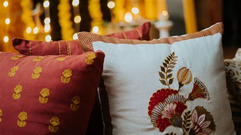 Amber Trails By The Yellow Dwelling : Exploring the Rich Tapestry of I