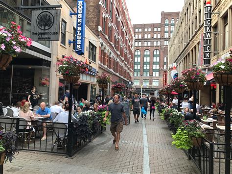 East 4th Street Tours - Book Now | Expedia