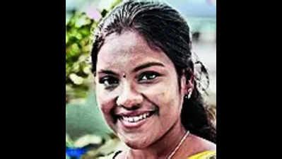 Group-1 Ap Topper Lakshmi Cracks Civil Services Exam With 198th Rank ...