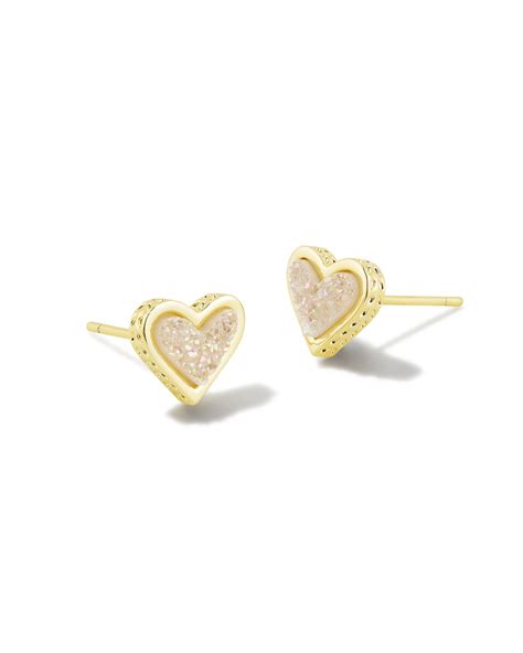 Everyday Heart Earrings