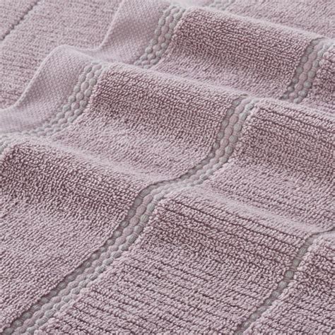 Buy Towels Online in India - IKIRU | Upto 40% OFF - Shop furniture ...