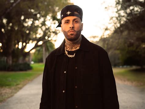 Nicky Jam regresa a su esencia con su EP “Sunshine”