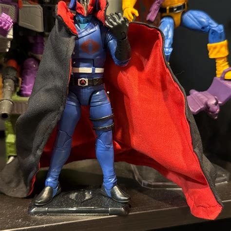 Alien Queen Head 的图像结果