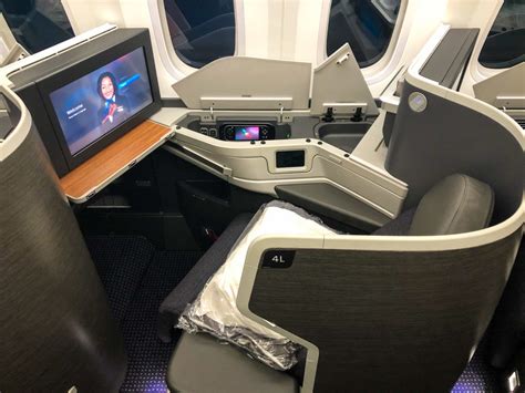 American Airlines 787-9 Business Class Review [LAX > DFW]