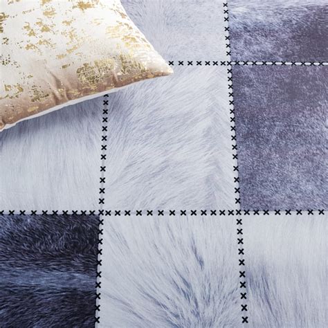 Safavieh Faux Hide 4 X 6 (ft) Light Gray/Gray Indoor Block Machine ...