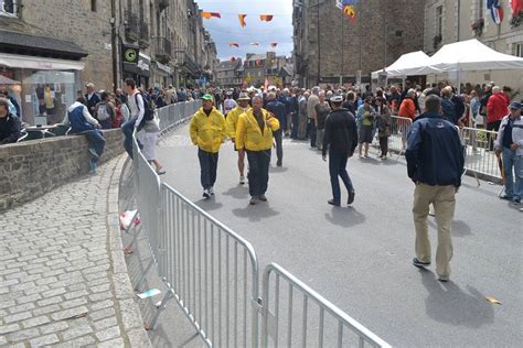 Block the Way 的图像结果