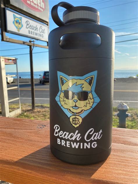 Growlers: Black Stainless Steel 64 oz | Beach Cat Brewing