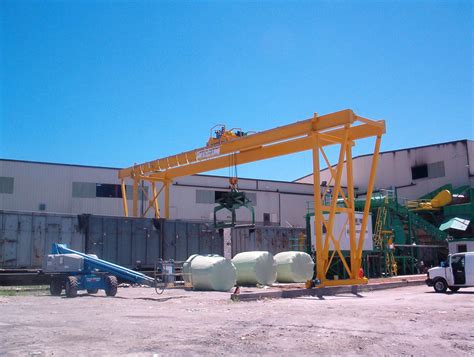 Gantry Crane | Portable/Overhead Cranes | American Equipment