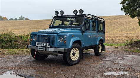 Land Rover UK | New Land Rover Cars, Prices & Reviews | Carwow