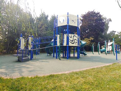 Friendly Grove Park Playground - PlayCreation Playground Equipment