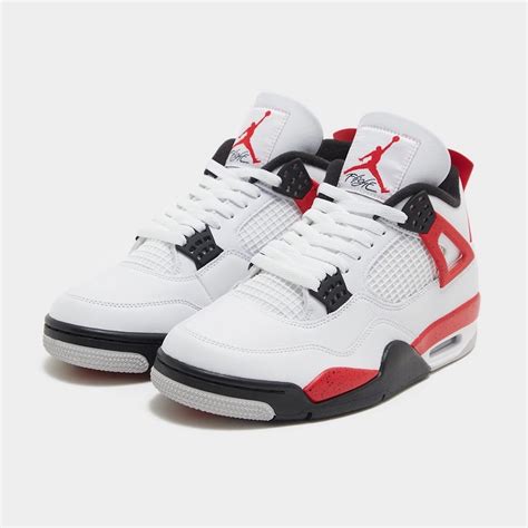 Air Jordan 4 "Red Cement" - Sneakers.fr