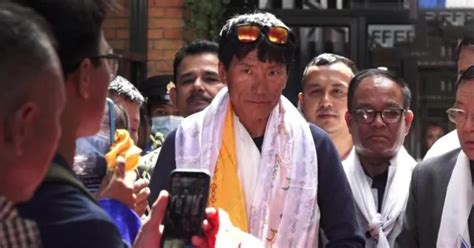 Sanu Sherpa Scales World's 14 Highest Peaks Twice