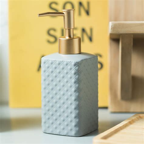 UMAI Liquid Soap Dispenser | Stoneware | Bathroom Sanitizer, Lotion ...