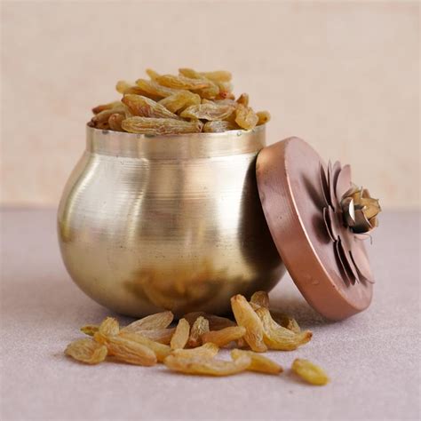 Send Designer Rakhi with 100 Grams Raisins Online | Rakhibazaar.com