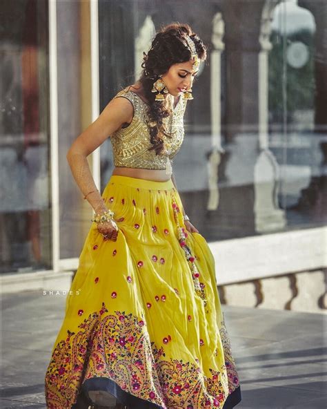 10 Latest Girlish Lehenga Design to Sport This Wedding Season!