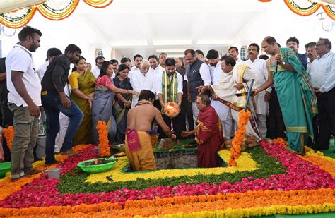 CM Revanth Reddy lays foundation stone of 'Telangana Thalli' statue in ...